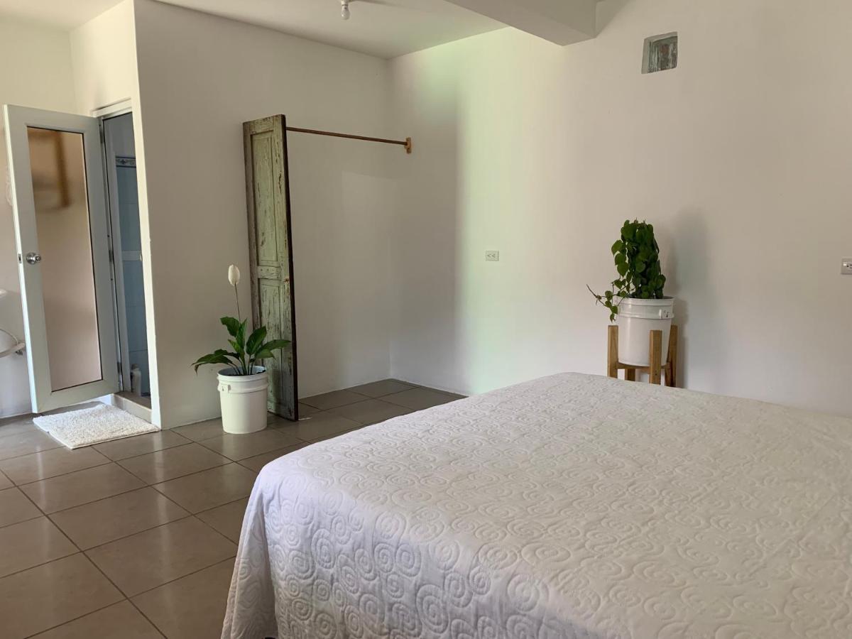 El Chirris Tzanjay Hotel San Juan La Laguna Kültér fotó
